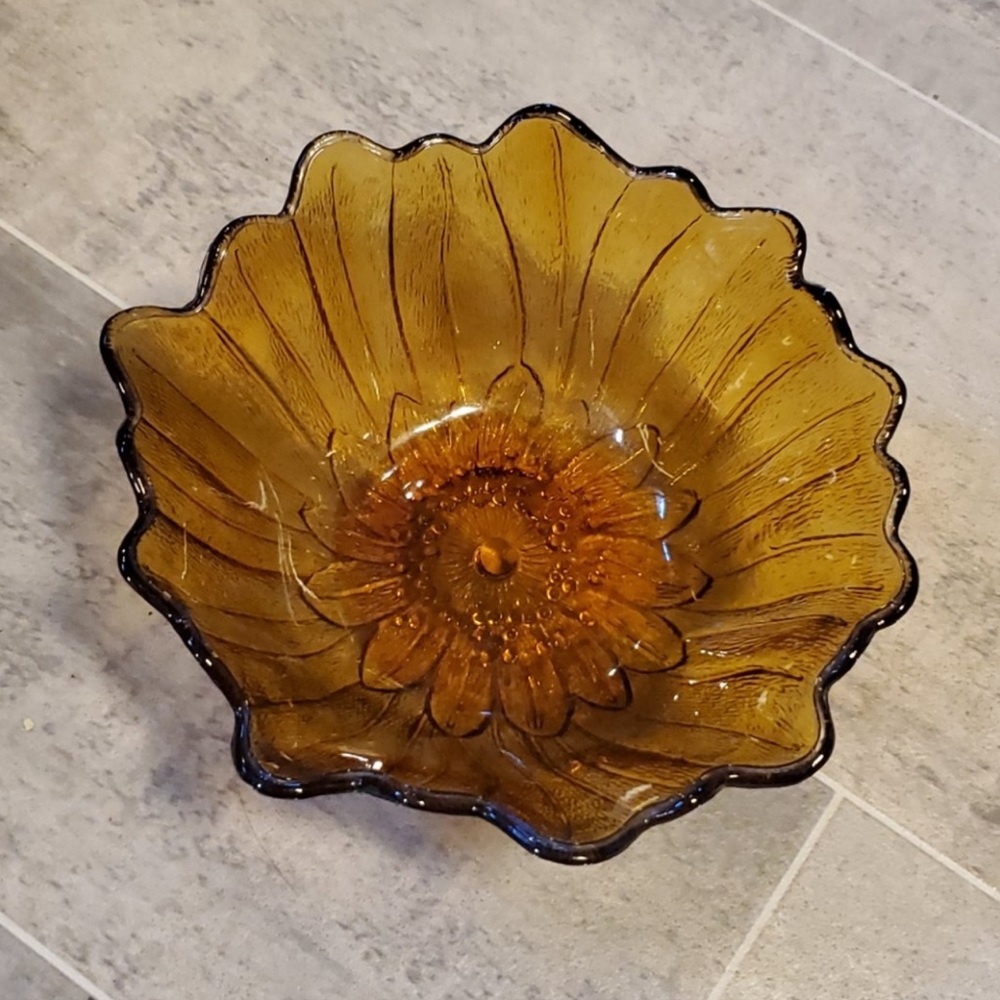 Amber Sunflower Small Bowl